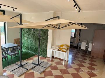 SVENDITA OMBRELLONE DA GIARDINO