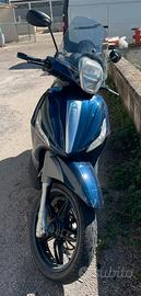 Beverly 350 sport turing