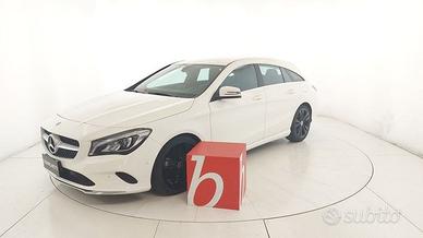 Mercedes-Benz CLA CLASSE (C/X117) 200 D S.W. ...