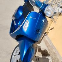 Vespa 200 gt