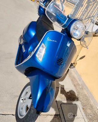 Vespa 200 gt