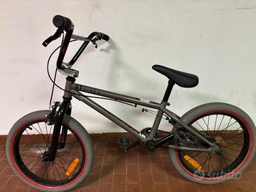 BMX GT BICYCLES PERFORMER 18'' Argento 2018