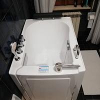 vasca da bagno per anziani e disabili