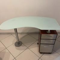 Tavolo per manicure