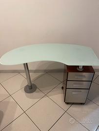 Tavolo per manicure
