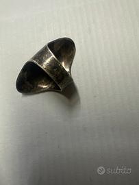 Anello