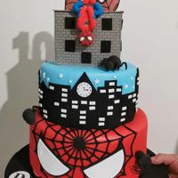 Torta finta spiderman
