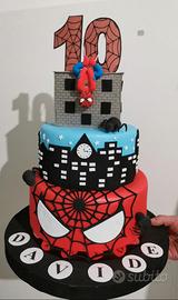 Torta finta spiderman