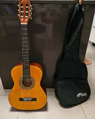 NAVARRA chitarra classica 3/4 + borsa e 2 plettri