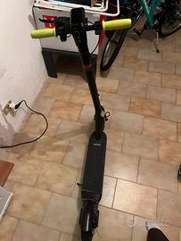 Monopatino eletrico