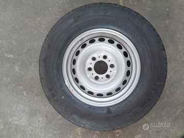 Pneumatici Continental 225/75 R16C 121/120R