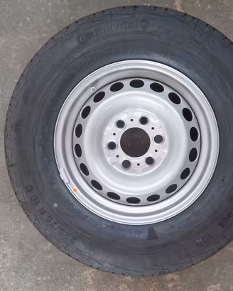 Pneumatici Continental 225/75 R16C 121/120R