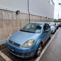 Ford Fiesta 1.2 benzina 2006 – 5 porte