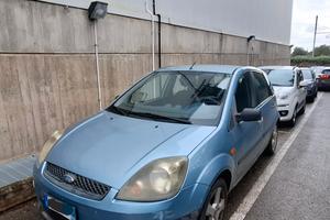 Ford Fiesta 1.2 benzina 2006 – 5 porte