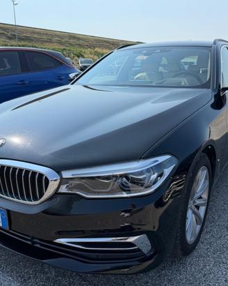 BMW 530 d xDrive Touring Luxury
