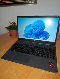 Laptop HP 15s Perfetto per studio e uso quotidiano
