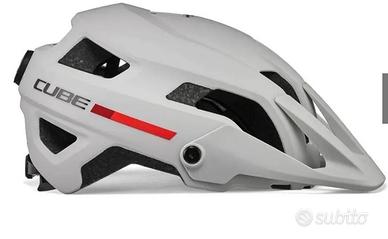 Casco cube Frisk