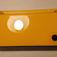 Console Nintendo DSI XL non testato per parti 