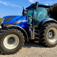 TRATTORE NEW HOLLAND T7 165s