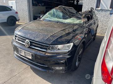 VOLKSWAGEN TIGUAN 2019 BENZINA DEMOLITO PER RICAMB