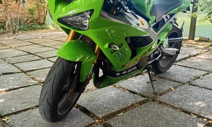 Kawasaki Ninja ZX-6 - 2003