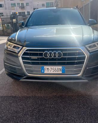 Audi Q5 2.0 tdi 190 cv quattro s line
