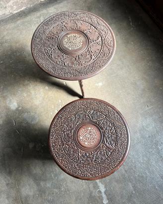 Tavolino vintage indiano in legno con intarsi