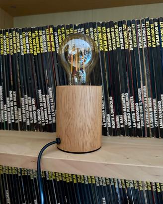 Lampada lampadina da tavolo