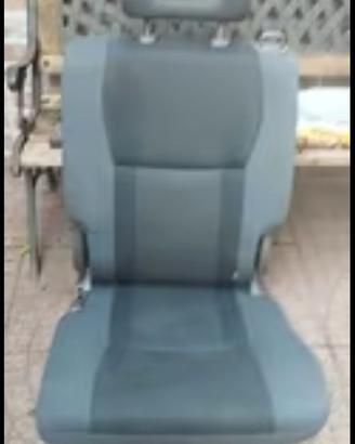 Accessori auto e ricambi Toyota ravv4 tre porte
