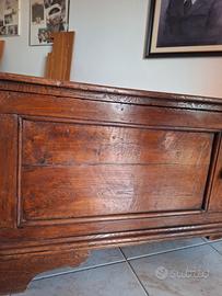 Cassapanca antica fine 700