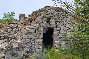 CASA DI CORTE A SANTERAMO IN COLLE