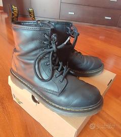 DR. MARTENS N 36