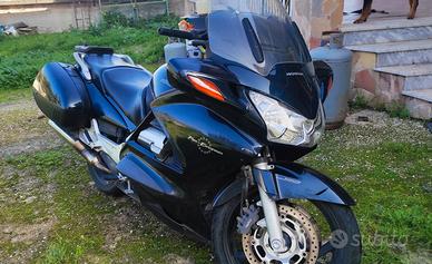 Honda st 1300 Pan European anno 2003