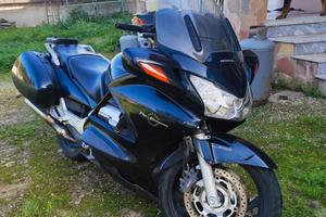 Honda st 1300 Pan European anno 2003