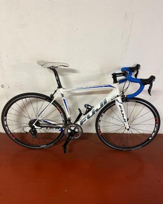 Fuji  Altamira 2.5 2014