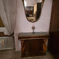 studio con armadi e letto a scomparsa 