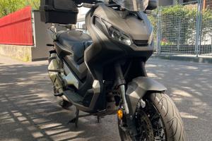 Honda X-ADV 750 – 2020 – 25.000 km tagliandi ok