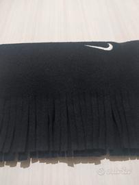 Sciarpa nera Nike Y2K