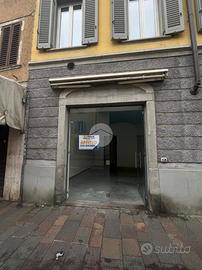 NEGOZIO A BERGAMO