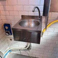 Lavamani professionale