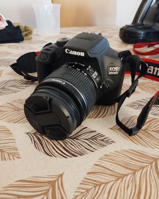 Canon EOS 2000D