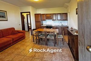 Appartamento di 65 m² con 4 locali e box auto a Ce