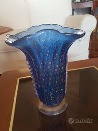 Vaso vetro firmato "Arte di Murano" fondo blu