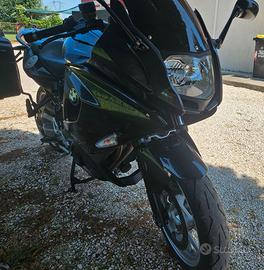 BMW F 800 GT con sistema ESA