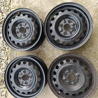 Cerchi auto r14 toyota aygo