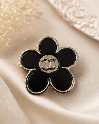 Spilla Chanel Fiore Nera e Argento