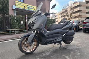 YAMAHA TECHMAX XMAX