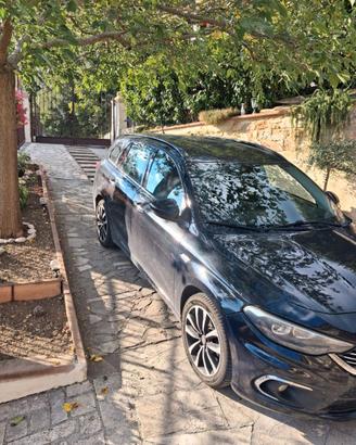 Fiat Tipo SW 1.6 Multijet 120 CV Lounge nero metal