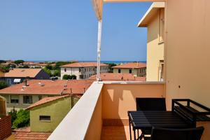 71 SAN VINCENZO Quadrilocale vista mare