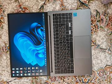 Samsung Galaxy Book4 15,6" – Intel i3 13ª Gen – 8G